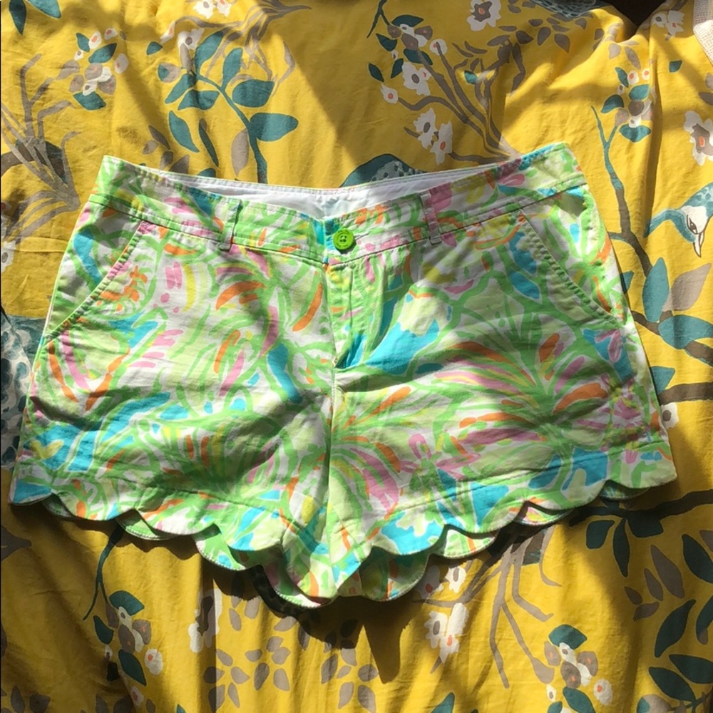 Lilly Pulitzer “The buttercup short”